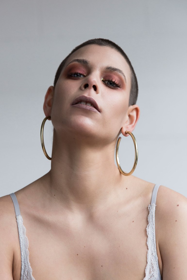 007Read-between-the-lines