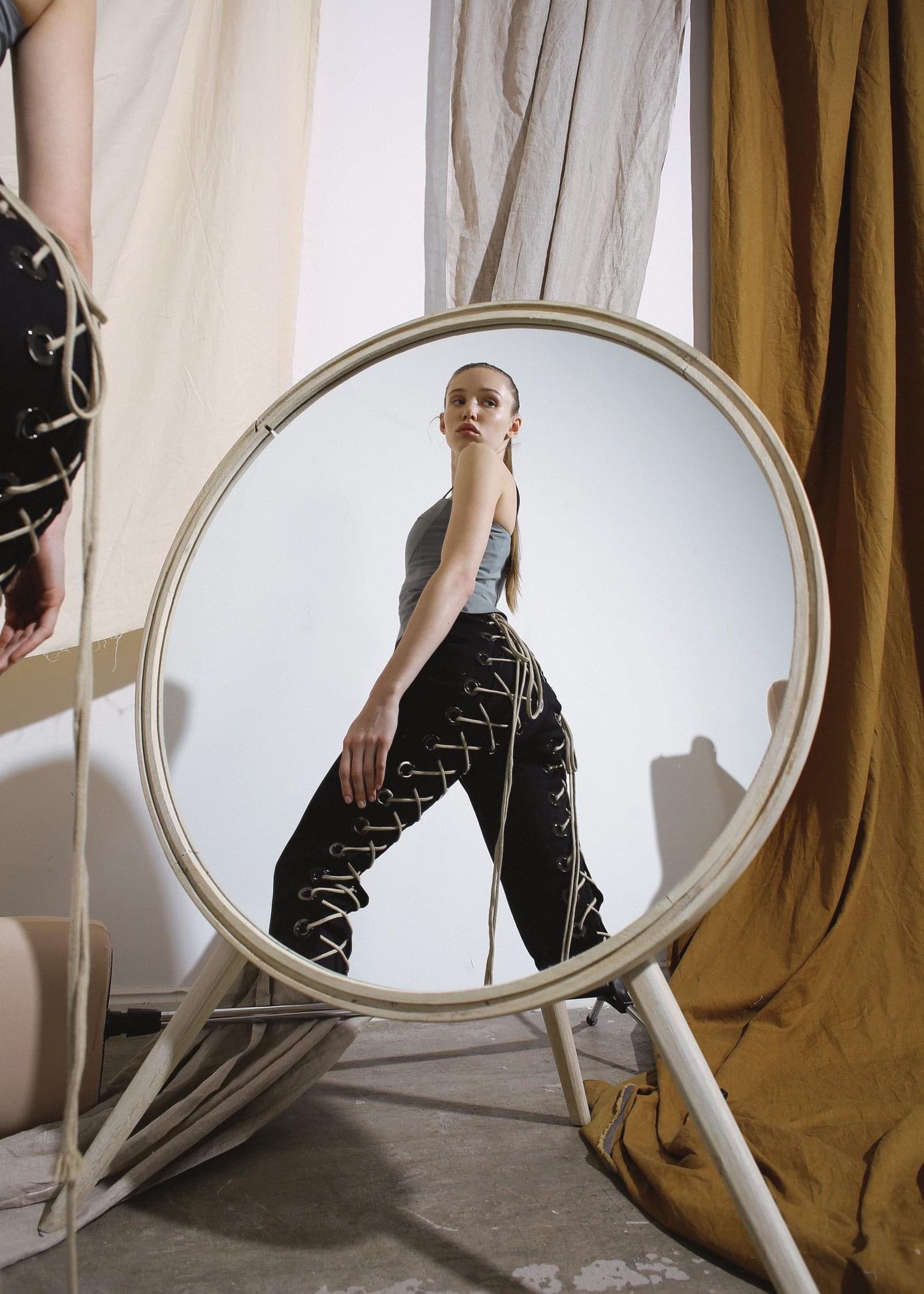 THE EMPTY INDUSTRY | Photo: Anastasia Belyaeva | Makeup + Hair: Anastasia Bezhan